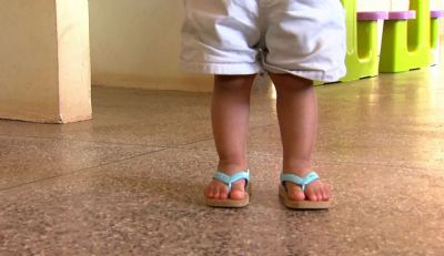 Menino de 3 anos sofre estupro ao passar final de semana na casa do pai