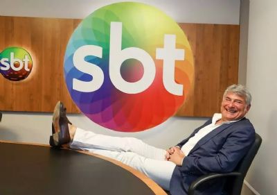 Cleber Machado comemora assinatura com o SBT: 'Me sentindo confortavelmente em casa'