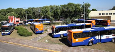 Prefeitura de VG recebe 10 nibus adaptados ao sistema BRT