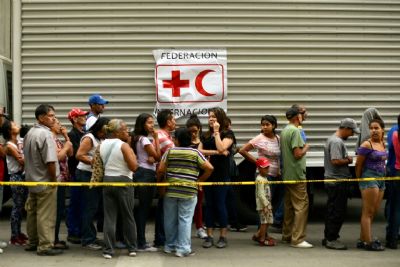 Ajuda humanitria comea a chegar aos hospitais da Venezuela