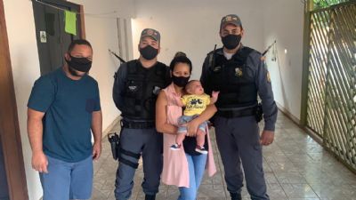 Policiais reencontram beb salvo durante ocorrncia de roubo