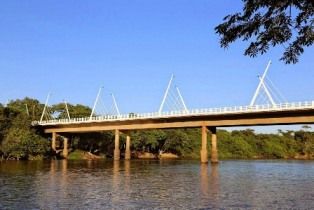 Banhista desaparece aps se afogar no Rio Paraguai