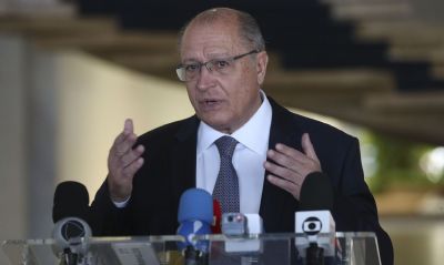 Alckmin diz que reforma tributria tem que ser feita neste ano