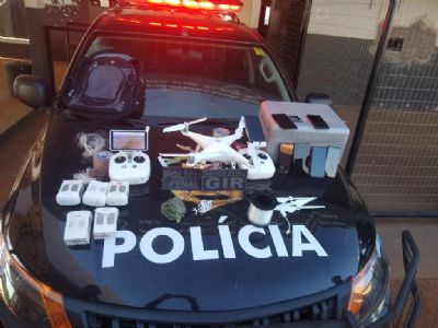 Drone com celulares e bateria  apreendido por policiais penais da Mata Grande