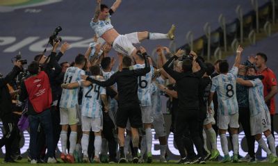 Argentina vence Brasil na Copa Amrica e quebra jejum de ttulos