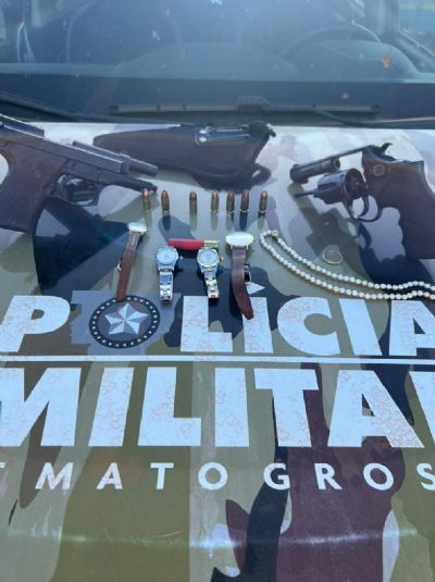 PM apreende armas de fogo e prende trs homens em Peixoto de Azevedo