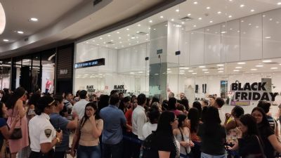 Black Friday provoca tumulto em shopping de Cuiab; vdeo