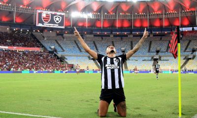 Botafogo volta a liderar o Campeonato Brasileiro aps quase dez anos; veja os resultados da rodada