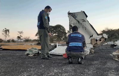 ​Piloto morre aps queda de avio de pequeno porte no interior de So Paulo