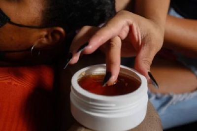 Anvisa critica posio racista de fabricantes de pomada para cabelo