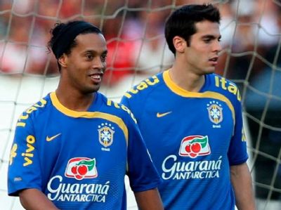 Copa do Mundo de veteranos reunirá craques, com Ronaldinho e Kaká