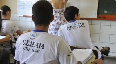 P-de-Meia: estudantes nascidos em maro e abril recebem hoje R$ 200