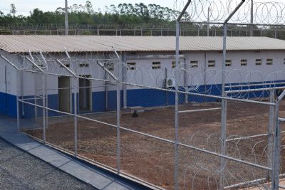 Dois presos so encontrados mortos em penitenciria de Vrzea Grande
