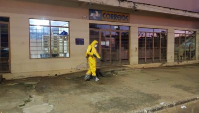 Bombeiros militares realizam ao de desinfeco em Nova Xavantina