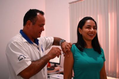 Mesmo aps dia D as unidades de sade continuam vacinando os grupos prioritrios gratuitamente em Sorriso