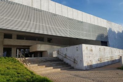Governo de MT retomar obras da Escola Tcnica Estadual de Cuiab