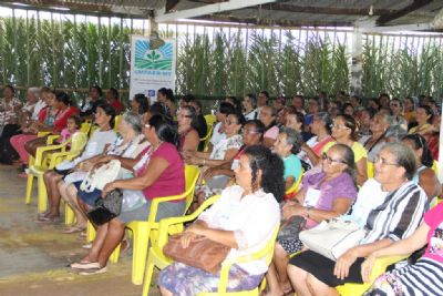 Encontro de mulheres rurais rene 250 pessoas na Comunidade Agrovila das Palmeiras