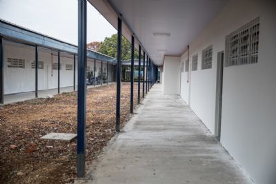Escola em Cuiab  reformada para atender alunos em tempo integral