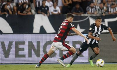 Flamengo e Botafogo disputam clssico no Maracan neste domingo