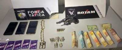 Casal suspeito de golpe em site de venda  pego com arma de fogo e droga