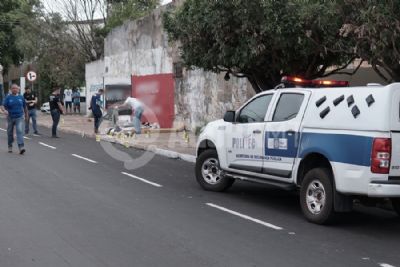 Homem em Land Rover mata dois e deixa dois feridos em Rondonpolis nesta madrugada