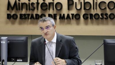CNMP abre PAD contra ex-chefe do MP por criticar Bolsonaro em discurso de posse