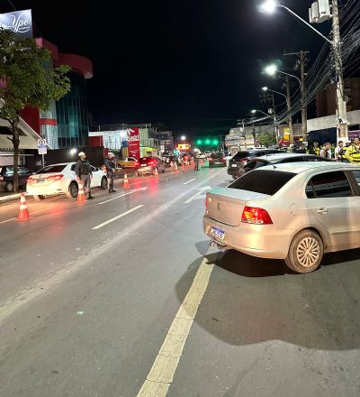 Operao Lei Seca na Avenida Isaac Pvoas termina com 16 motorista presos e 34 veculos removidos