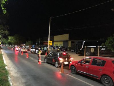 Operao prende 14 pessoas por embriaguez ao volante em Cuiab