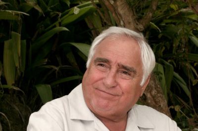 Ator Luis Gustavo, o Vav de 'Sai de Baixo', morre aos 87 anos