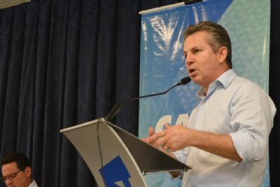 Mendes lana desafio a Bolsonaro e exige pagamento do FEX