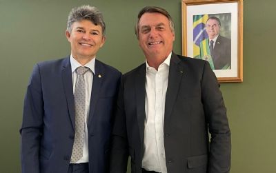 Medeiros classifica operao da PF de absurda e diz que Bolsonaro no cometeu ilegalidade