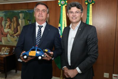 Medeiros tem encontro com Bolsonaro e tenta garantir apoio para disputa ao Senado