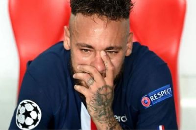 Neymar no se recupera de leso e desfalca PSG contra o Barcelona