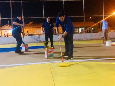 ​Vice-prefeito Niuan Ribeiro realiza reforma em quadra esportiva do bairro Altos do Parque