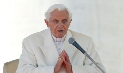 ​Ex-papa Bento XVI reconhece erros no tratamento de casos de abuso
