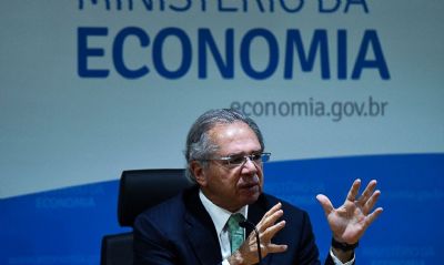 Prioridade do governo  pagar auxlio de R$ 600 em 2023, afirma Guedes ao defender taxao de lucros
