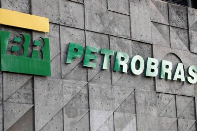 Petrobras e estatais chinesas arrematam maior bloco da cesso onerosa