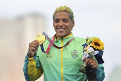 Brasil fecha Olimpadas de Tquio na melhor posio da histria no quadro de medalhas