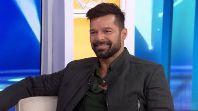 Ricky Martin recebe ordem de restrição por violência doméstica