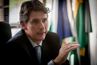 Governo de MT reduz ICMS, mas Petrobras aumenta novamente o preo dos combustveis
