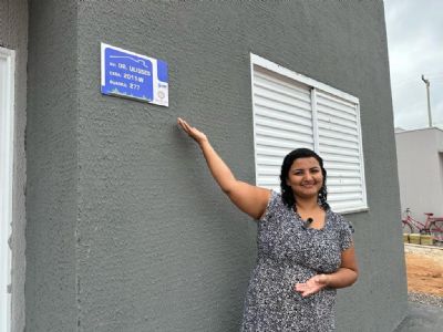 Governo de Mato Grosso entrega 75 casas que tiveram entrada facilitada pelo programa SER Famlia Habitao