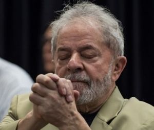 Juiz manda soltar Lula aps 580 dias de priso em Curitiba