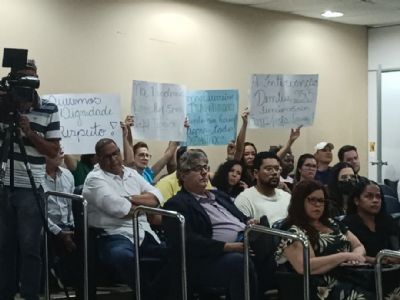 Prefeitura nega 'orquestrar' participao de ex-servidores da sade em conferncia sobre ps-interveno