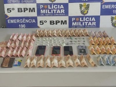 Trio  preso por trfico de drogas e PM apreende 53 pores de cocana e R$ 1,5 mil