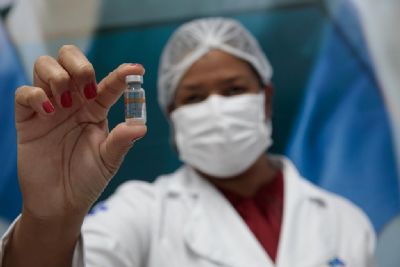 Polcia Civil vai investigar possvel 'fura-fila' na vacinao contra a covid-19 em Cuiab