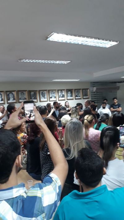 Servidores da SMS reivindicam concesso do Prmio Sade na Cmara Municipal - vdeo