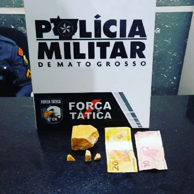 Fora Ttica de Barra do Garas apreende droga e prende trs pessoas