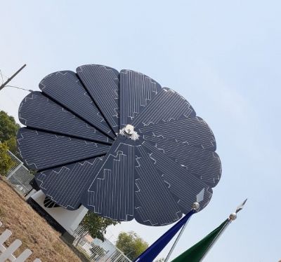 Prefeitura de Cceres inaugura aparelho de energia solar