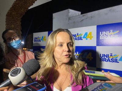 Natasha diz que palanque aberto  interessante e apoio a Lula deve ser definido apenas nas convenes