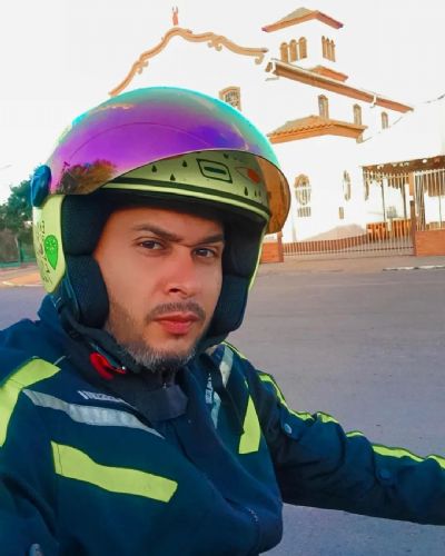 Motociclista bate em rocha e morre na Estrada do Manso